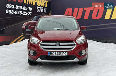 Внедорожник / Кроссовер Ford Escape 2016 в Стрые