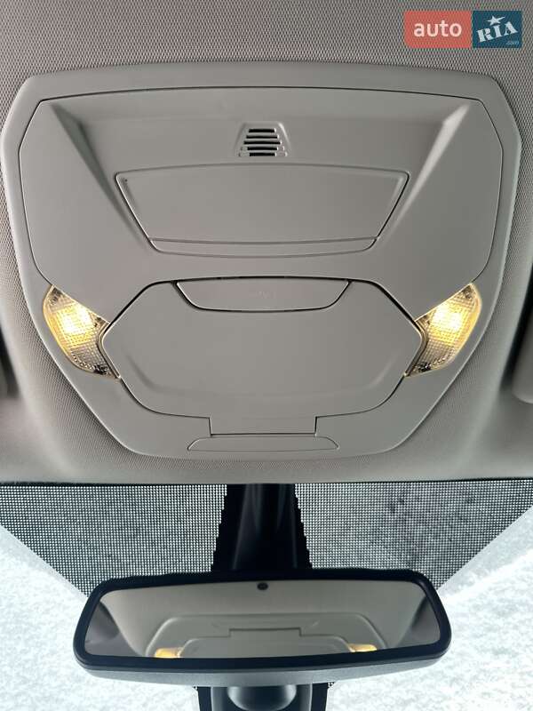 Внедорожник / Кроссовер Ford Escape 2016 в Белогородке