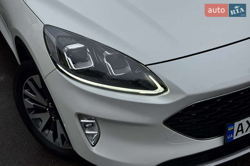 Внедорожник / Кроссовер Ford Escape 2020 в Киеве