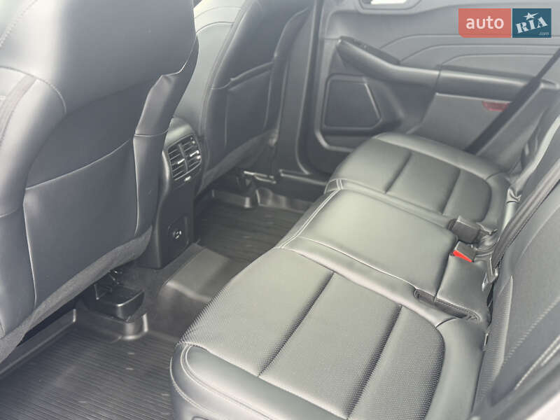 Позашляховик / Кросовер Ford Escape 2021 в Стрию