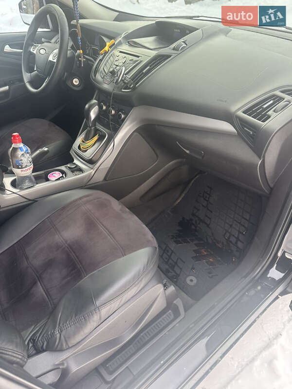 Позашляховик / Кросовер Ford Escape 2013 в Івано-Франківську