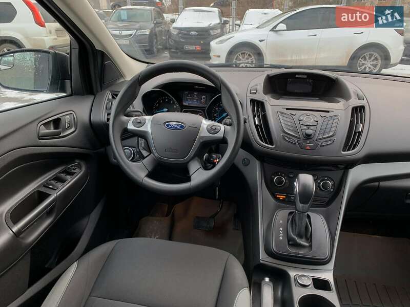 Позашляховик / Кросовер Ford Escape 2015 в Вінниці