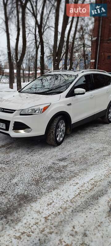 Внедорожник / Кроссовер Ford Escape 2014 в Сумах