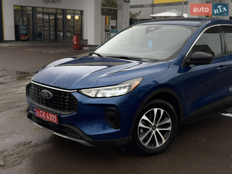 Внедорожник / Кроссовер Ford Escape 2023 в Львове