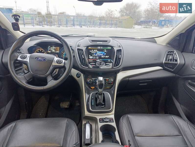 Внедорожник / Кроссовер Ford Escape 2012 в Днепре