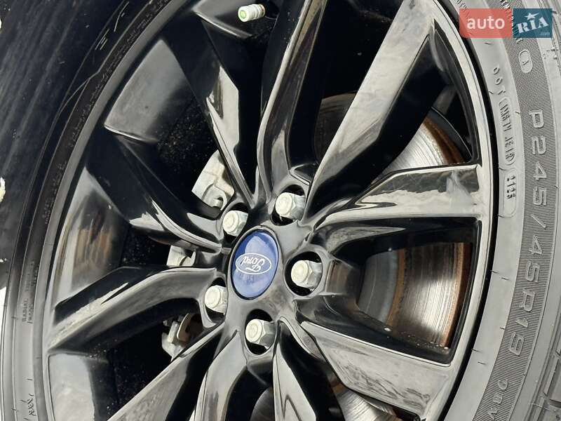 Позашляховик / Кросовер Ford Escape 2018 в Дрогобичі