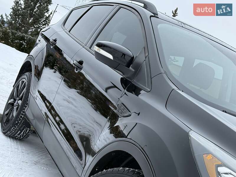 Позашляховик / Кросовер Ford Escape 2018 в Дрогобичі