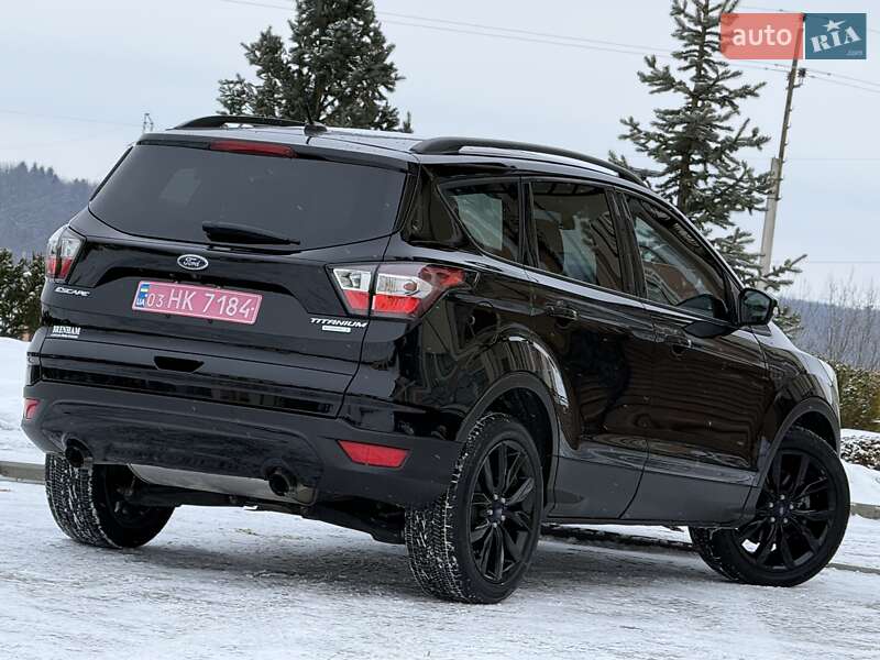 Позашляховик / Кросовер Ford Escape 2018 в Дрогобичі