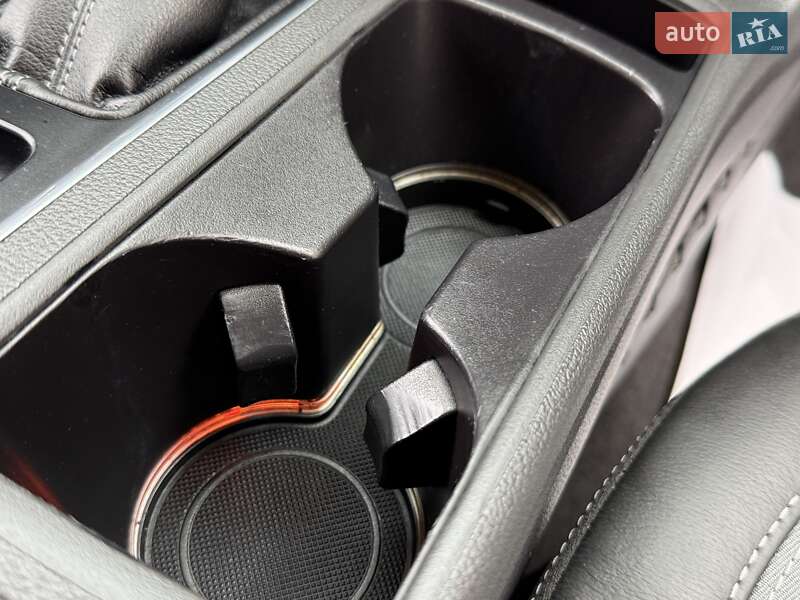 Позашляховик / Кросовер Ford Escape 2018 в Дрогобичі