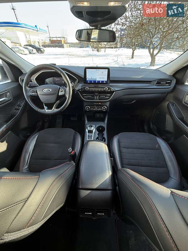 Внедорожник / Кроссовер Ford Escape 2021 в Сумах