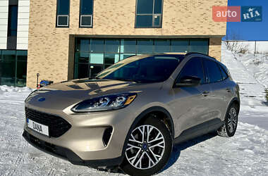 Внедорожник / Кроссовер Ford Escape 2020 в Киеве