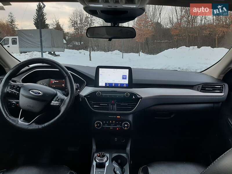 Позашляховик / Кросовер Ford Escape 2020 в Львові