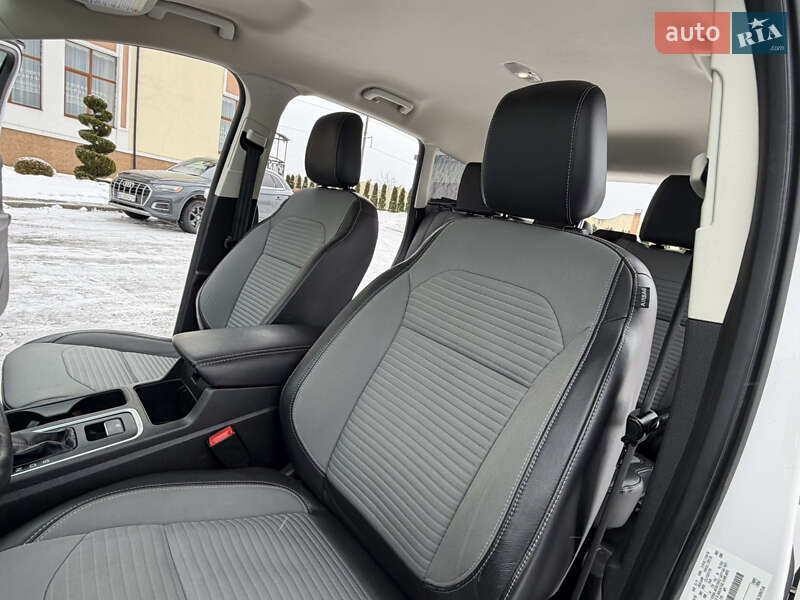 Внедорожник / Кроссовер Ford Escape 2018 в Дрогобыче