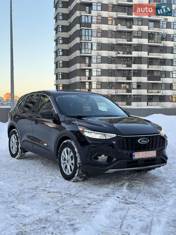 Позашляховик / Кросовер Ford Escape 2023 в Києві