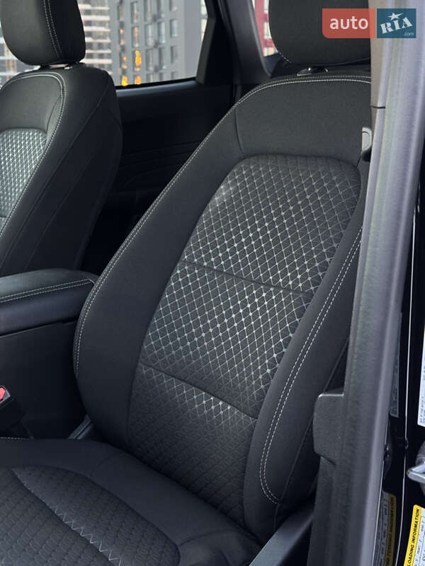 Позашляховик / Кросовер Ford Escape 2023 в Києві