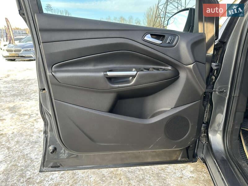 Позашляховик / Кросовер Ford Escape 2015 в Харкові фото 15 Позашляховик / Кросовер Ford Escape 2015 в Харкові