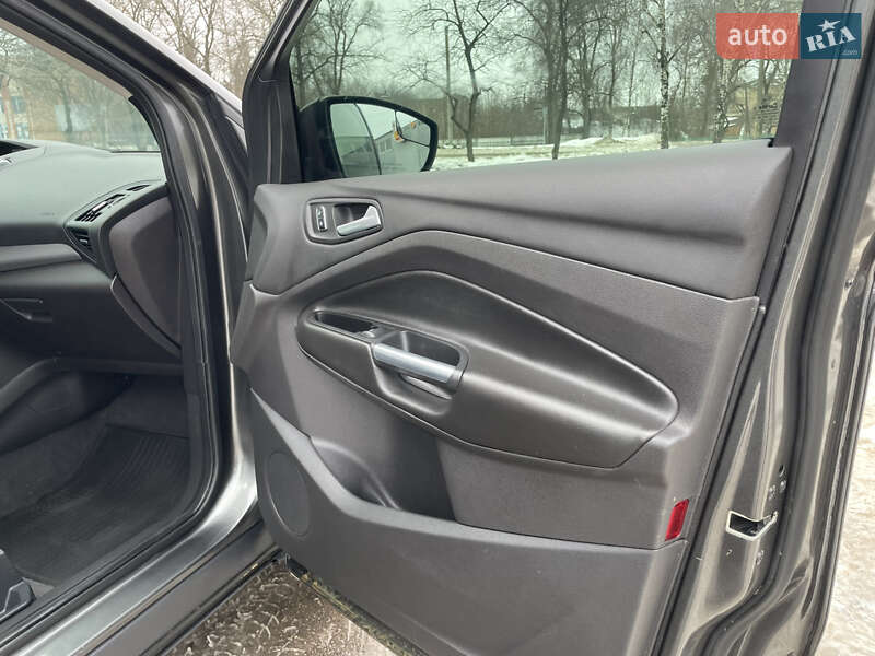 Позашляховик / Кросовер Ford Escape 2014 в Лубнах фото 45 Позашляховик / Кросовер Ford Escape 2014 в Лубнах