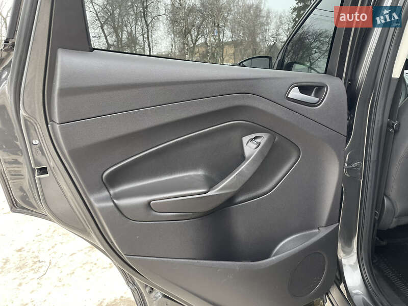 Позашляховик / Кросовер Ford Escape 2014 в Лубнах фото 60 Позашляховик / Кросовер Ford Escape 2014 в Лубнах