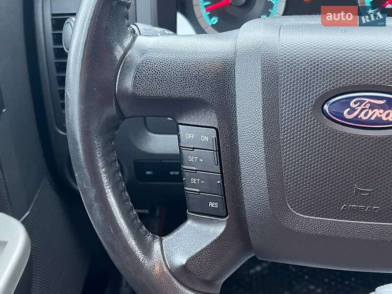 Внедорожник / Кроссовер Ford Escape 2009 в Киеве фото 17 Внедорожник / Кроссовер Ford Escape 2009 в Киеве