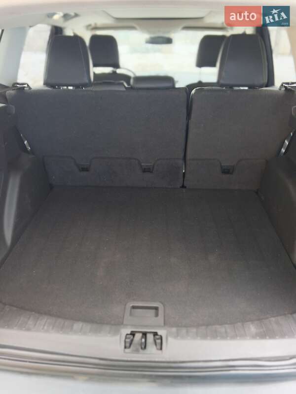 Позашляховик / Кросовер Ford Escape 2017 в Рівному