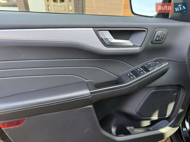 Внедорожник / Кроссовер Ford Escape 2025 в Нововолынске фото 27 Внедорожник / Кроссовер Ford Escape 2025 в Нововолынске