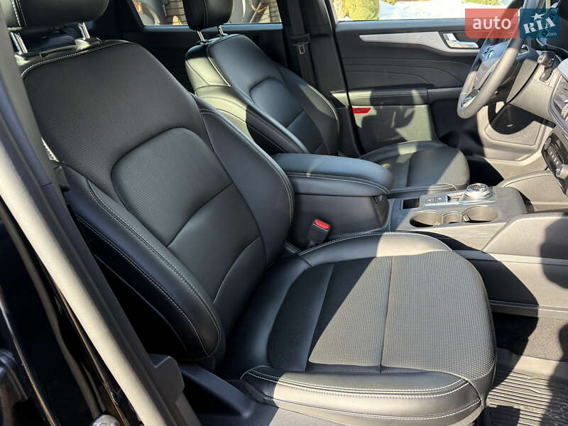 Внедорожник / Кроссовер Ford Escape 2025 в Нововолынске фото 34 Внедорожник / Кроссовер Ford Escape 2025 в Нововолынске