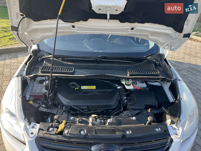 Внедорожник / Кроссовер Ford Escape 2013 в Гайвороне