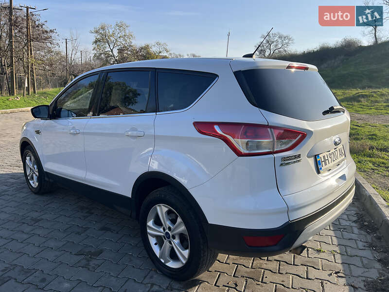 Внедорожник / Кроссовер Ford Escape 2013 в Гайвороне