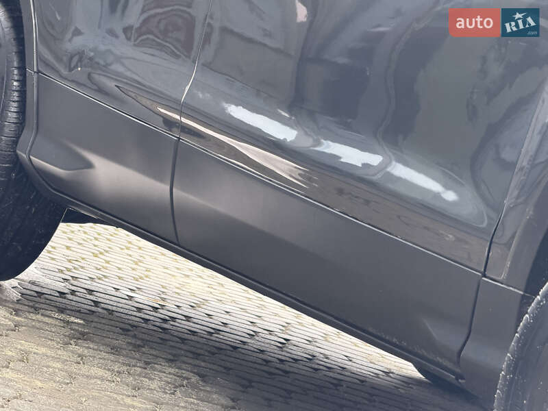 Позашляховик / Кросовер Ford Escape 2019 в Дрогобичі