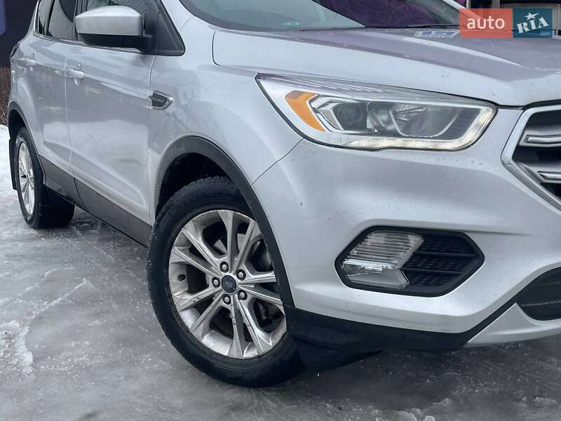 Внедорожник / Кроссовер Ford Escape 2017 в Киеве фото 2 Внедорожник / Кроссовер Ford Escape 2017 в Киеве