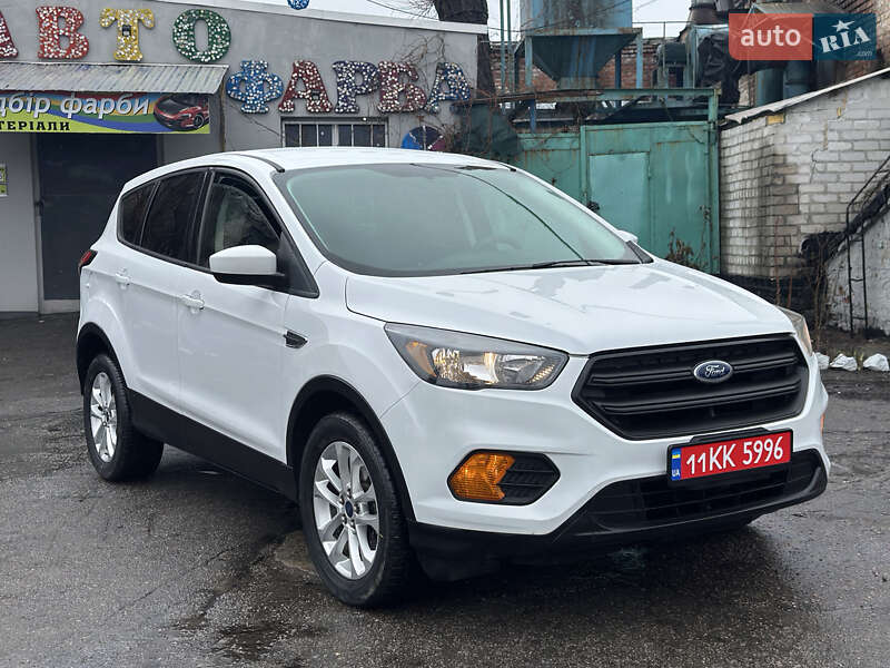 Позашляховик / Кросовер Ford Escape 2019 в Кременчуці фото 2 Позашляховик / Кросовер Ford Escape 2019 в Кременчуці