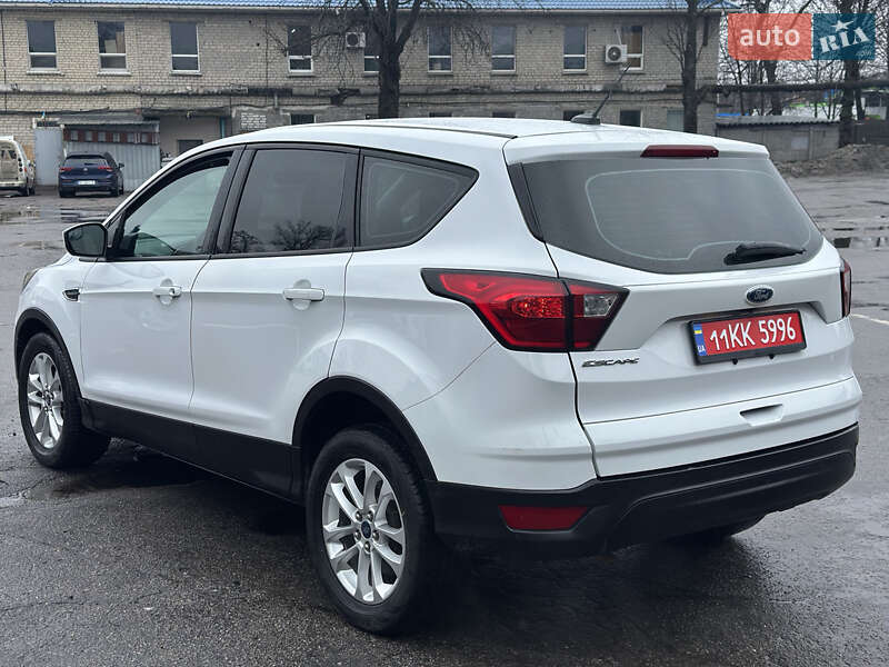 Позашляховик / Кросовер Ford Escape 2019 в Кременчуці фото 13 Позашляховик / Кросовер Ford Escape 2019 в Кременчуці