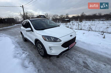 Позашляховик / Кросовер Ford Escape 2019 в Івано-Франківську