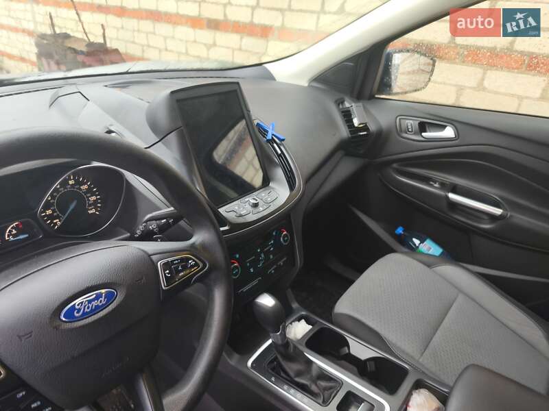 Внедорожник / Кроссовер Ford Escape 2016 в Харькове фото 7 Внедорожник / Кроссовер Ford Escape 2016 в Харькове