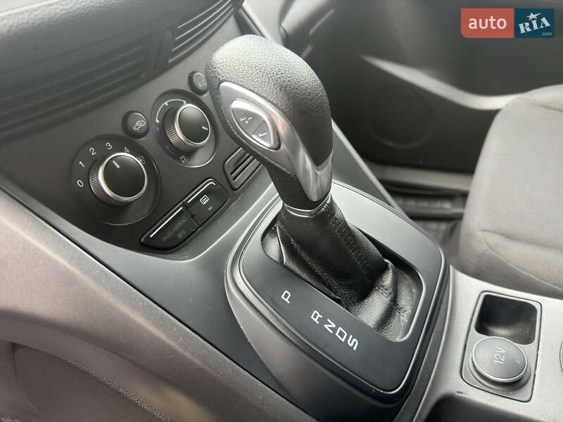 Внедорожник / Кроссовер Ford Escape 2013 в Киеве