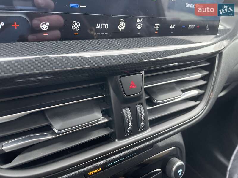 Внедорожник / Кроссовер Ford Escape 2023 в Киеве