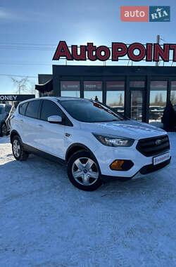 Позашляховик / Кросовер Ford Escape 2017 в Білогородці