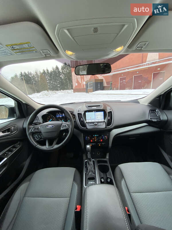 Внедорожник / Кроссовер Ford Escape 2017 в Бурштыне фото 41 Внедорожник / Кроссовер Ford Escape 2017 в Бурштыне