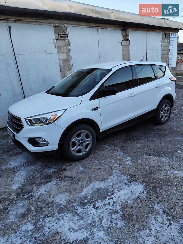 Позашляховик / Кросовер Ford Escape 2019 в Кривому Розі фото 3 Позашляховик / Кросовер Ford Escape 2019 в Кривому Розі