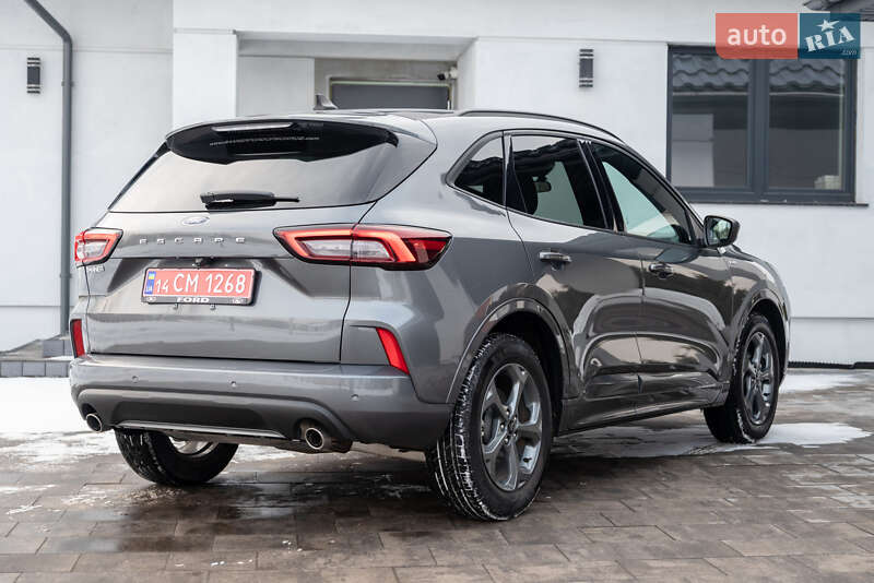 Внедорожник / Кроссовер Ford Escape 2023 в Ивано-Франковске