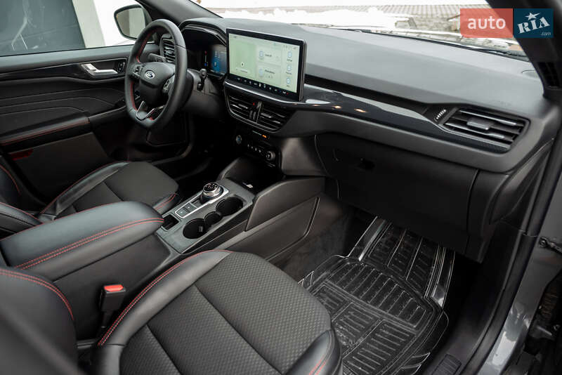 Внедорожник / Кроссовер Ford Escape 2023 в Ивано-Франковске