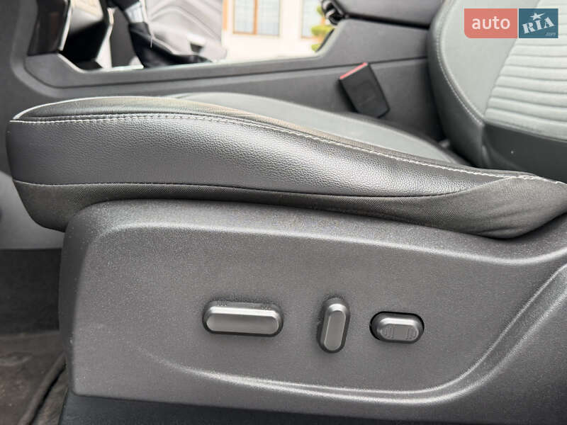 Позашляховик / Кросовер Ford Escape 2018 в Дрогобичі фото 31 Позашляховик / Кросовер Ford Escape 2018 в Дрогобичі