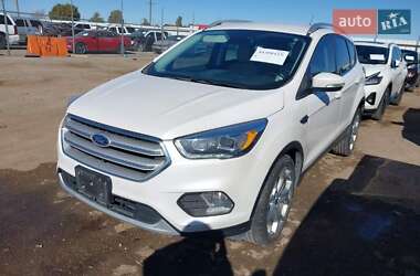 Внедорожник / Кроссовер Ford Escape 2018 в Ровно