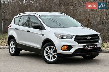 Внедорожник / Кроссовер Ford Escape 2019 в Николаеве