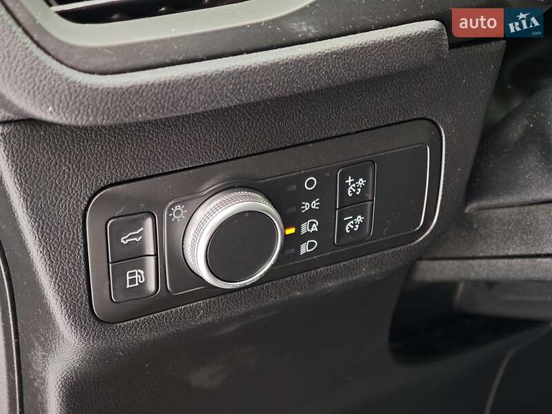 Позашляховик / Кросовер Ford Escape 2020 в Харкові фото 29 Позашляховик / Кросовер Ford Escape 2020 в Харкові