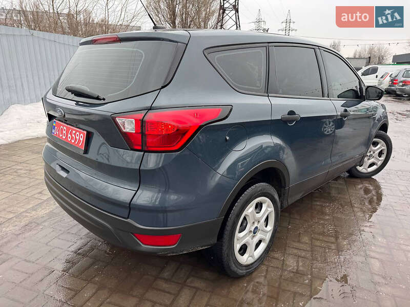 Позашляховик / Кросовер Ford Escape 2019 в Дніпрі