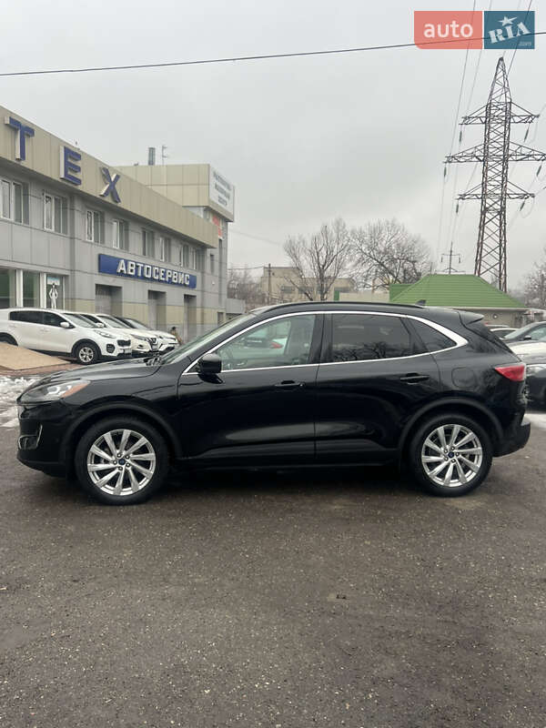 Внедорожник / Кроссовер Ford Escape 2021 в Одессе