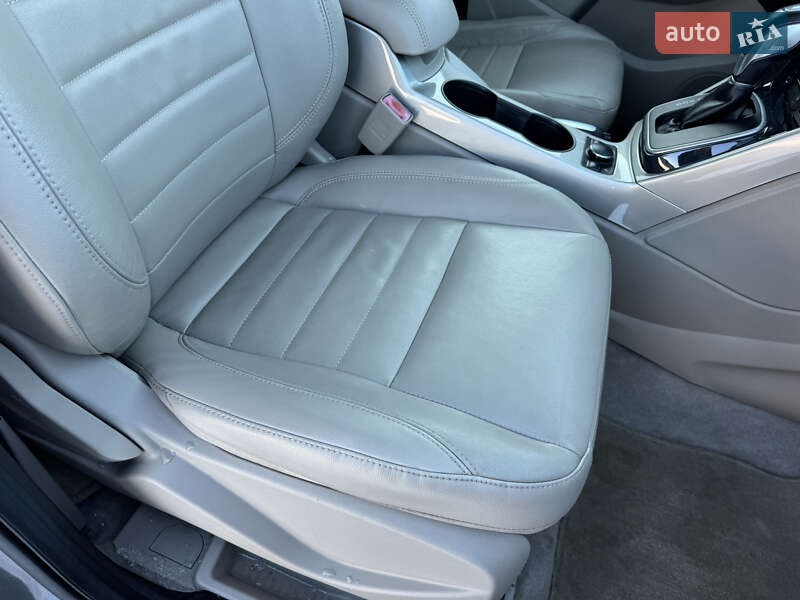 Внедорожник / Кроссовер Ford Escape 2012 в Киеве фото 10 Внедорожник / Кроссовер Ford Escape 2012 в Киеве