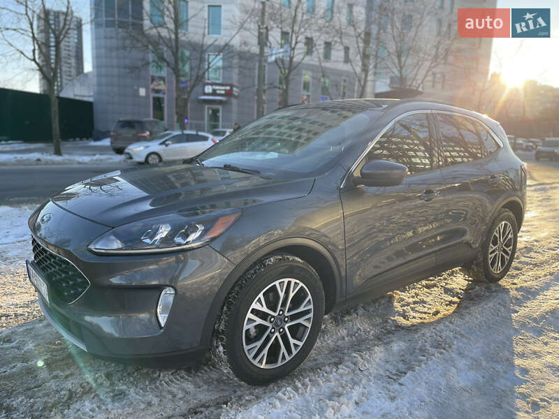 Внедорожник / Кроссовер Ford Escape 2019 в Киеве
