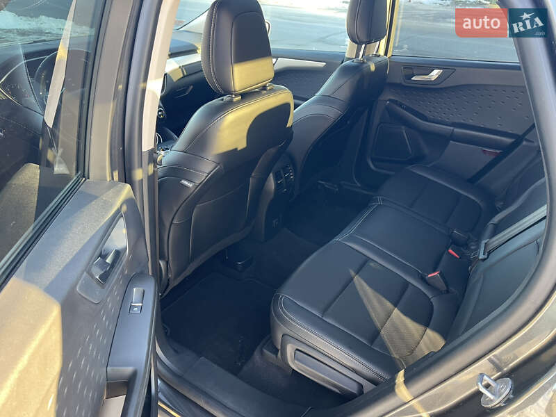 Внедорожник / Кроссовер Ford Escape 2019 в Киеве